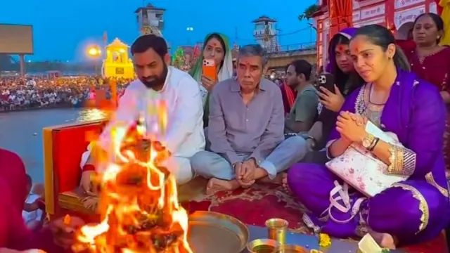 ओलिंपियन सायना नेहवाल ने हरिद्वार में की मां गंगा की आरती, हरकी पैड़ी पर हुआ सम्मान