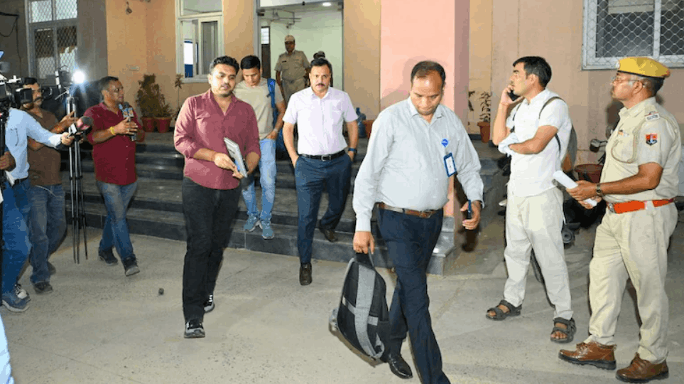 कितने स्टूडेंट्स के पास पहुंचा NEET का लीक पेपर? राजस्थान SOG ने CBI को सौंपी लिस्ट