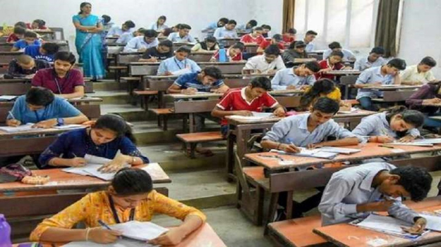 NEET UG 2026: नीट परीक्षा के एडमिट कार्ड जारी! NTA ने एक्टिव किया डाउनलोड लिंक, 21 जून को है एग्जाम