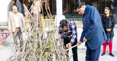 एमईआरआई कॉलेज जनकपुरी ने परंपरागत ढंग से मनाया लोहड़ी का पर्व 