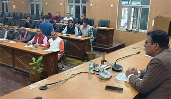 मतदाता सूची को अद्यावधिक, शुद्ध बनाना जिला प्रशासन की पहली प्राथमिकता : अंजनी कुमार   