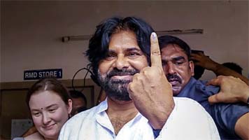 आंध्र के डिप्टी-सीएम पवन कल्याण की बिगड़ी तबियत, हुई सर्जरी, पीएम मोदी ने जाना हालचाल