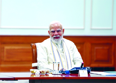 मोदी ने आर्थिक वृद्धि पर ईएसी से की चर्चा 
