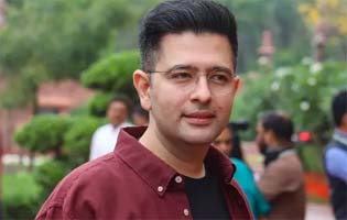 राघव चड्ढा को बड़ा झटका, 2 दिन में 10 लाख लोगों ने इंस्टाग्राम पर किया अनफॉलो, लगातार कम हो रही फैन फॉलोइंग