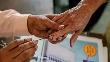 पश्चिम बंगाल और तमिलनाडु में आज होगा मतदान, कई बड़े चेहरों की किस्मत दांव पर, क्या ममता बचा पाएंगी गढ़?