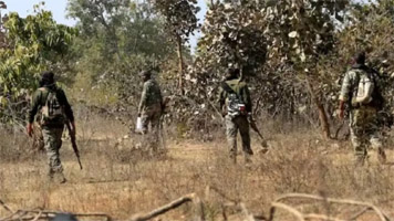 सुरक्षाबलों को मिली बड़ी सफलता, कांकेर मुठभेड़ में 5 लाख रुपये की इनामी महिला नक्सली कमांडर ढेर; लंबे समय से थी तलाश