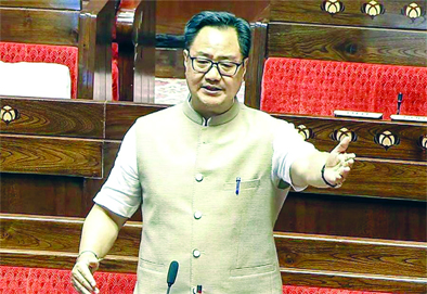 नीट मुद्दे पर सरकार चर्चा को तैयार 