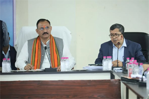 नागरिकों को बेहतर स्वास्थ्य सुविधा देने के लिए सरकार संकल्पबद्ध स्वास्थ्य मंत्री श्यामबिहारी जायसवाल 