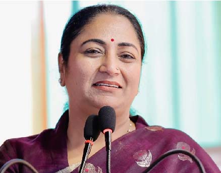 सार्वजनिक परिवहन मजबूत कर प्रदूषण घटाएगी सरकार : रेखा गुप्ता  